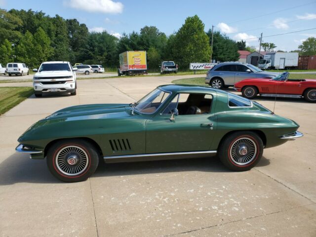 Chevrolet Corvette 1967 image number 12