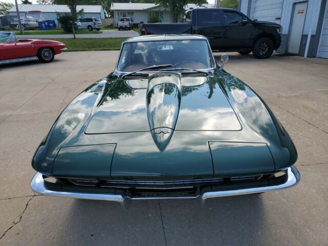 Chevrolet Corvette 1967 image number 2