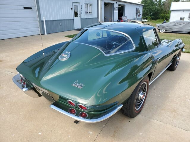 Chevrolet Corvette 1967 image number 30