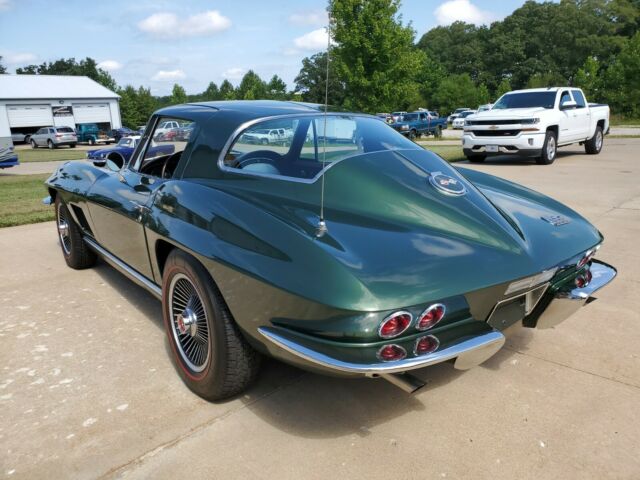 Chevrolet Corvette 1967 image number 33