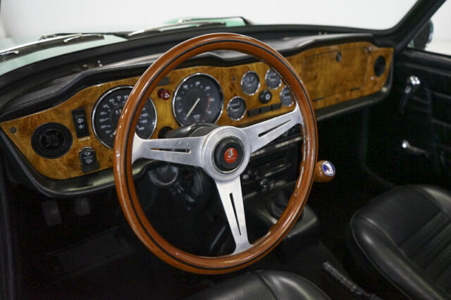 Triumph TR-6 1976 image number 14