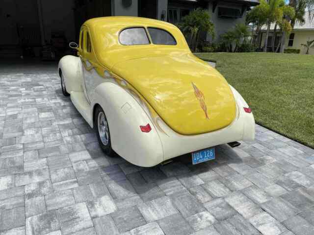 Ford Coupe 1940 image number 20