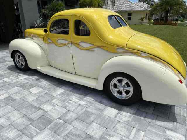 Ford Coupe 1940 image number 22