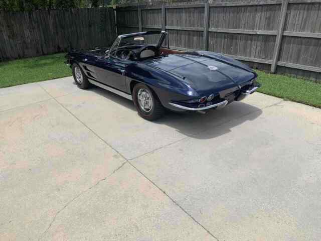 Chevrolet Corvette 1963 image number 22