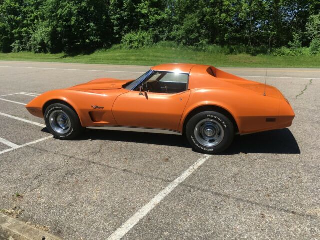 Chevrolet Corvette 1974 image number 0