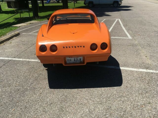 Chevrolet Corvette 1974 image number 18