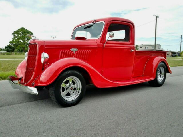 Ford Truck 1935 image number 1