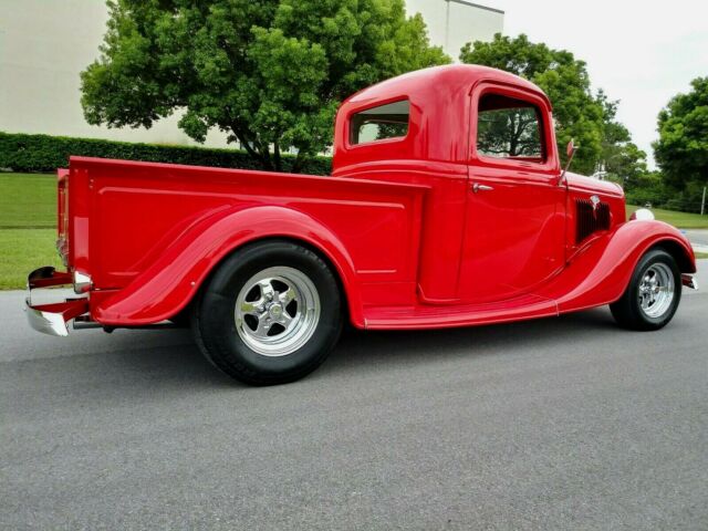 Ford Truck 1935 image number 10