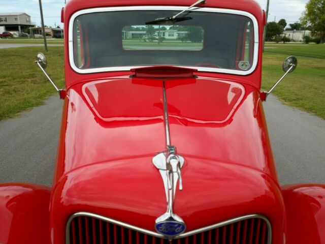 Ford Truck 1935 image number 14