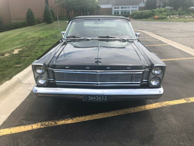 Ford Galaxie 1965 image number 20