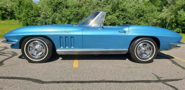 Chevrolet Corvette 1966 image number 20