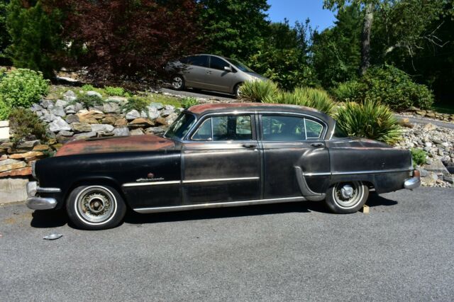 Chrysler Imperial 1954 image number 27