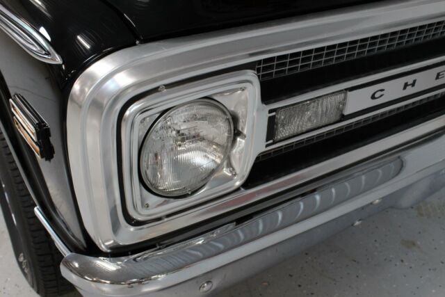 Chevrolet C-10 1969 image number 8