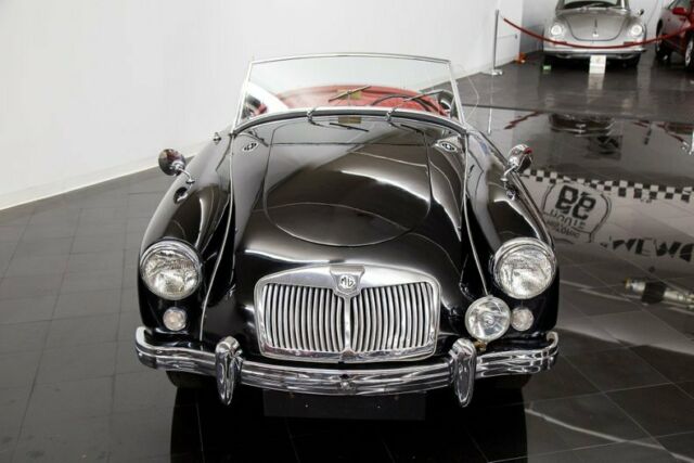 MG MGA 1958 image number 2