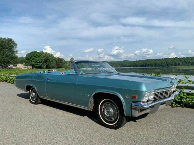 Chevrolet Impala 1965 image number 1