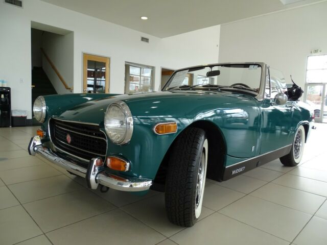 MG Midget 1971 image number 10