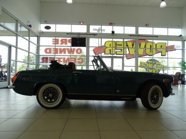 MG Midget 1971 image number 11