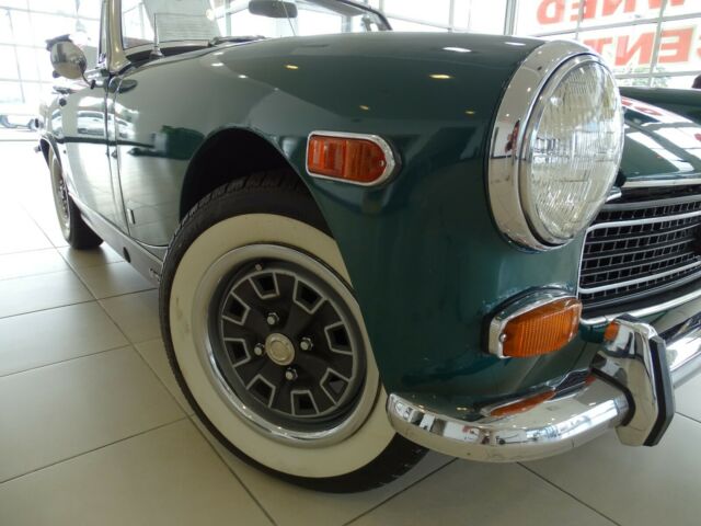 MG Midget 1971 image number 17