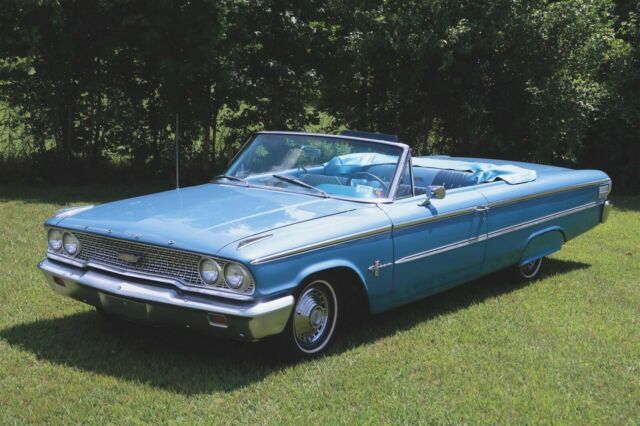 Ford Galaxie 1963 image number 0