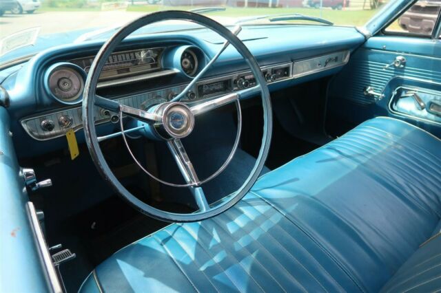 Ford Galaxie 1963 image number 12