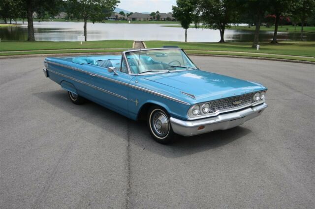 Ford Galaxie 1963 image number 26