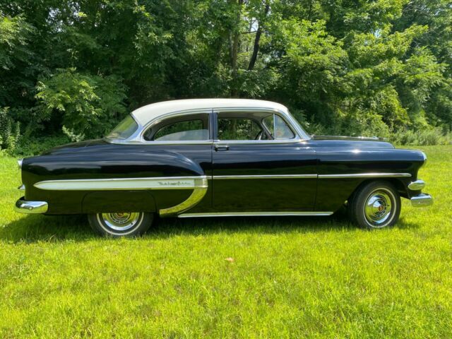 Chevrolet Bel Air/150/210 1954 image number 0