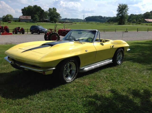 Chevrolet Corvette 1964 image number 0