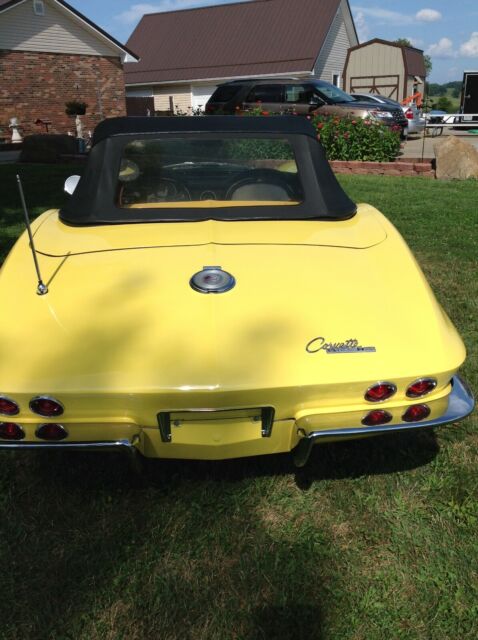 Chevrolet Corvette 1964 image number 12