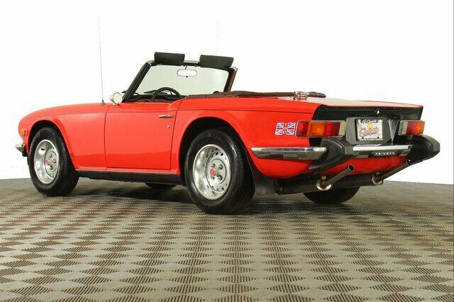 Triumph TR-6 1976 image number 10