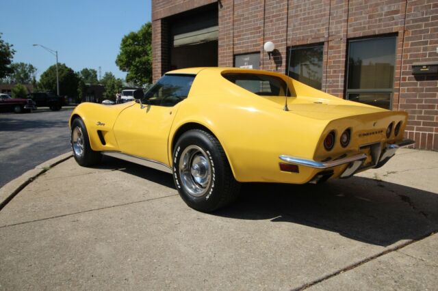 Chevrolet Corvette 1973 image number 26