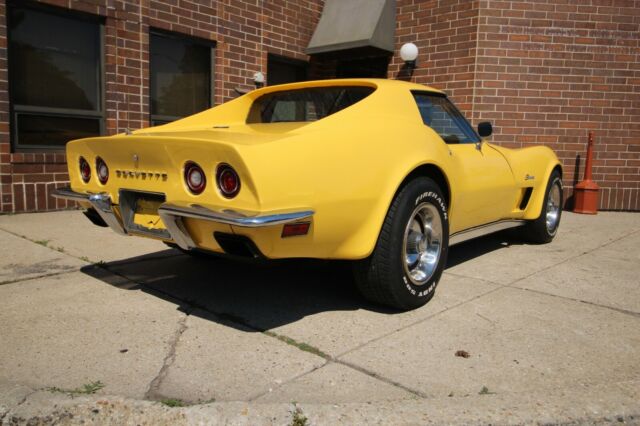 Chevrolet Corvette 1973 image number 4