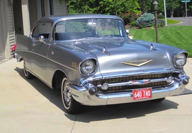 Chevrolet Bel Air/150/210 1957 image number 23