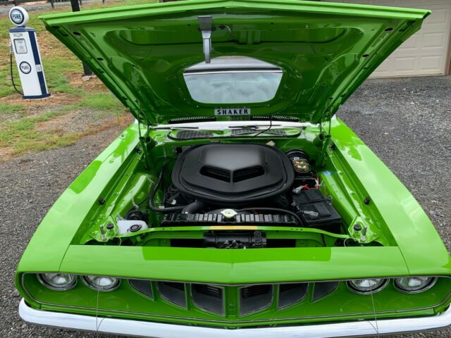 Plymouth Barracuda 1971 image number 18