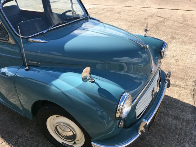 Morris Minor 1960 image number 21