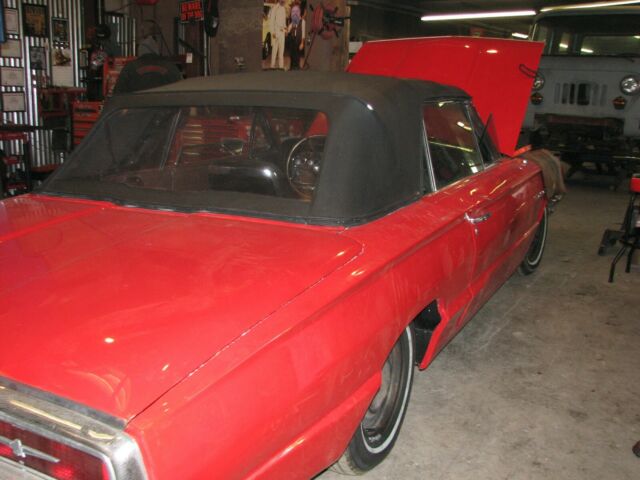 Ford Thunderbird 1964 image number 4