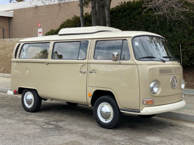 Volkswagen Bus/Vanagon 1968 image number 28