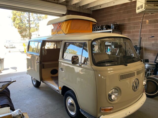 Volkswagen Bus/Vanagon 1968 image number 29