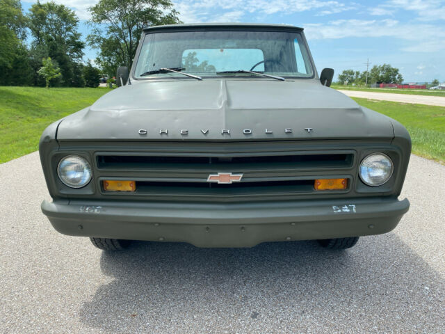 Chevrolet C-10 1967 image number 2