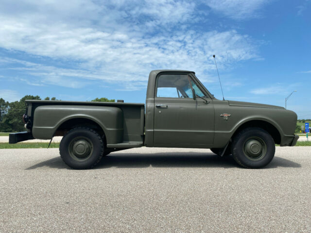 Chevrolet C-10 1967 image number 33