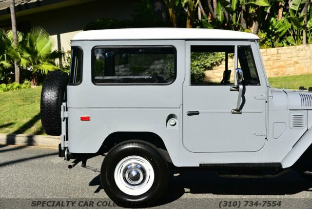 Toyota FJ 40 1971 image number 7