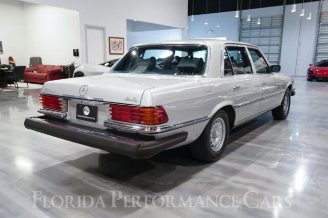 Mercedes-Benz 400-Series 1979 image number 7