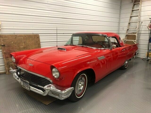 Ford Thunderbird 1957 image number 2