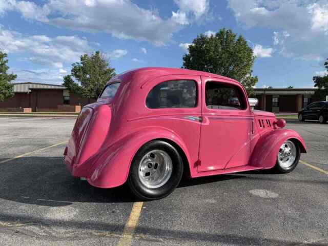 Ford Anglia 1948 image number 4