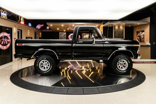 Ford F-150 Custom Pickup 4X4 1979 image number 32