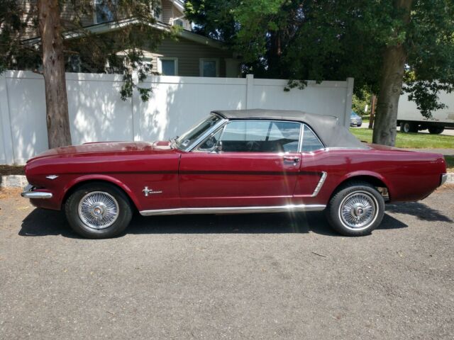 Ford Mustang 1965 image number 2