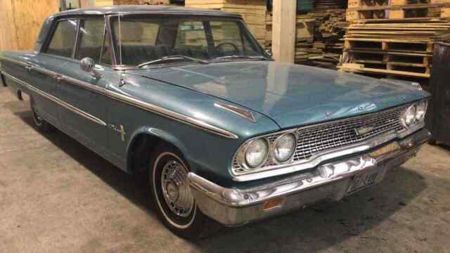 Ford Galaxie 500 XL 1963 image number 21