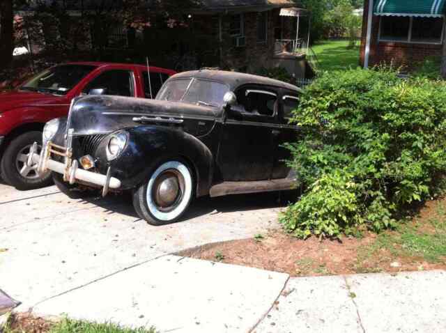 Ford Deluxe 1940 image number 12