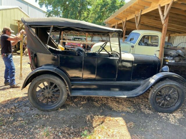 Ford Model T 1927 image number 3