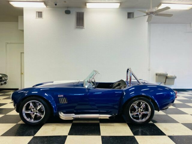 Shelby Cobra 1965 image number 1