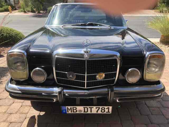 Mercedes-Benz 250C 1972 image number 4